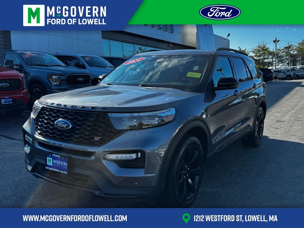2024 Ford Explorer ST's photo