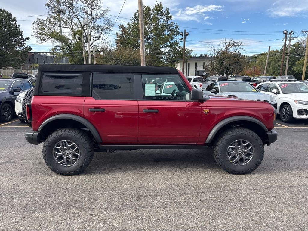 New 2025 Ford Bronco Badlands SUV