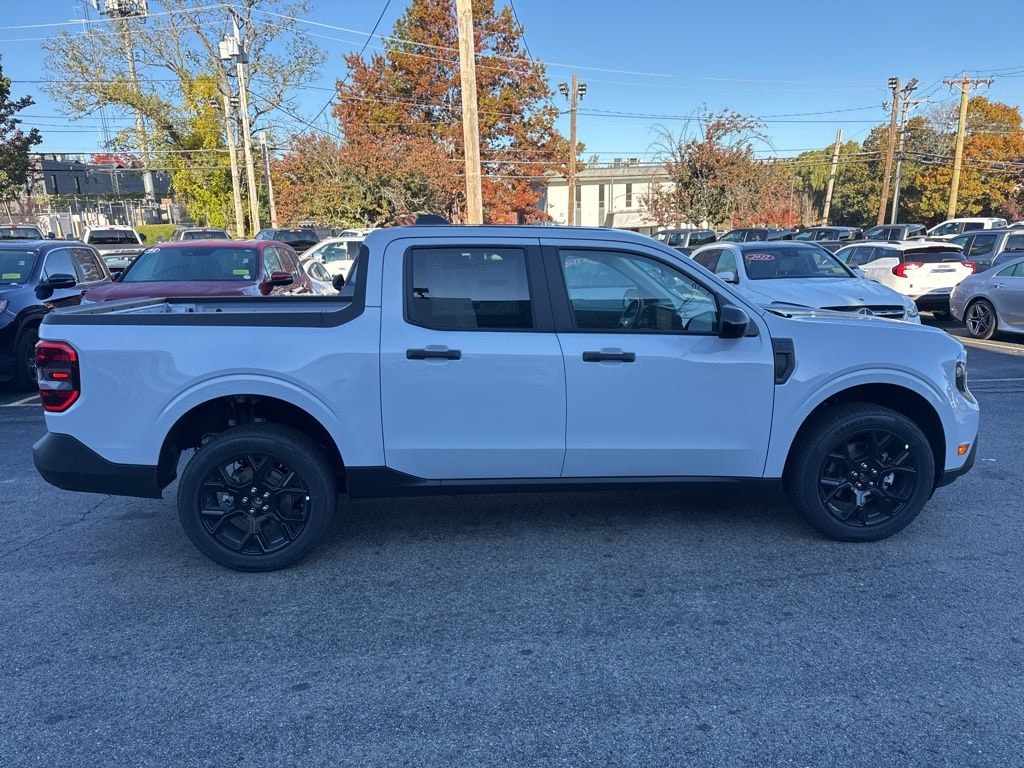 New 2025 Ford Maverick XLT Truck
