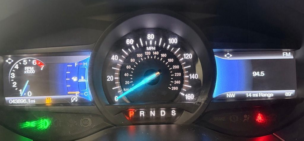 2023 Ford Edge Titanium - Photo 14