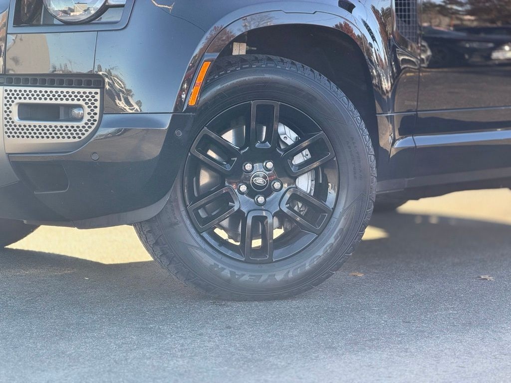 Used 2022 Land Rover Defender 90 X-Dynamic S SUV