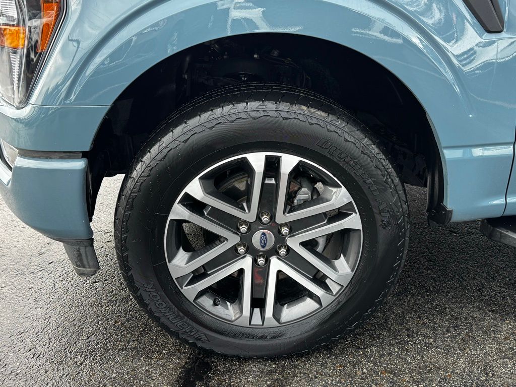 2023 Ford F-150 XL photo 3