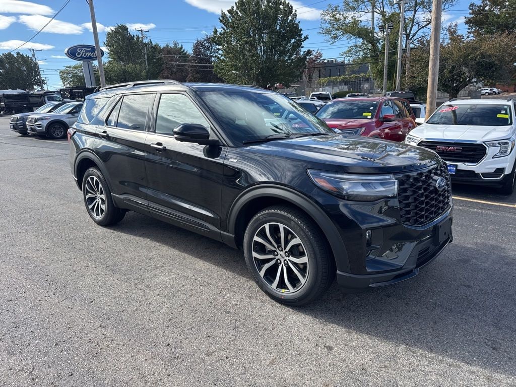 New 2026 Ford Explorer ST-Line SUV