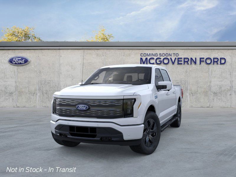 2025 Ford F-150 Lightning Lariat photo 3