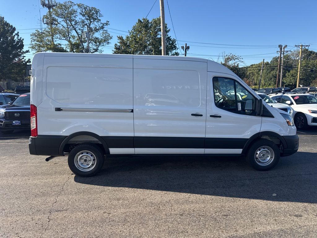 2025 Ford Transit photo 4