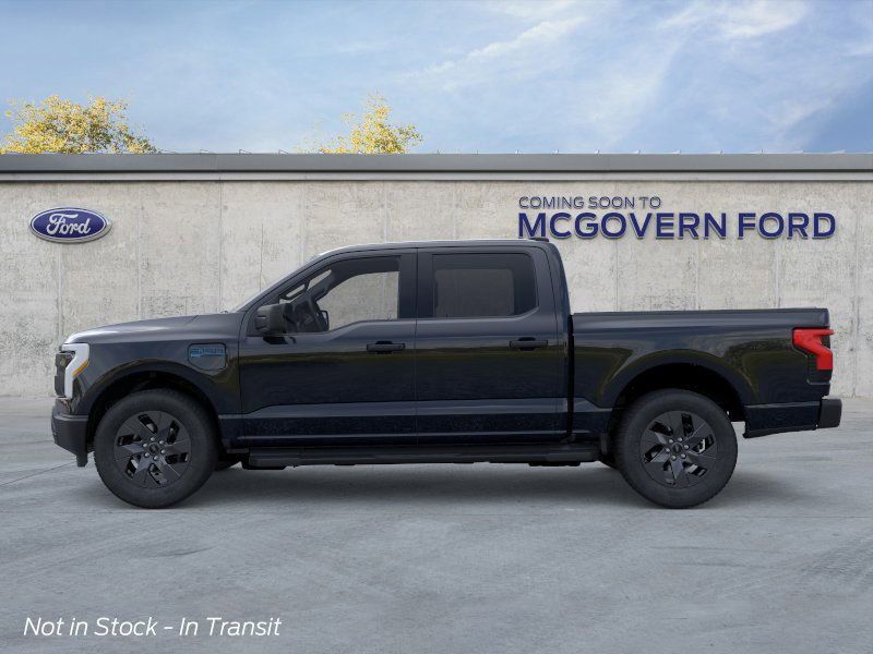 2025 Ford F-150 Lightning photo 3