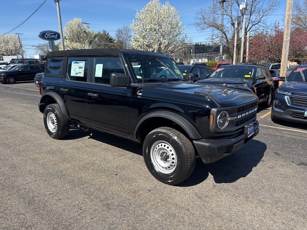 New 2026 Ford Bronco Base SUV