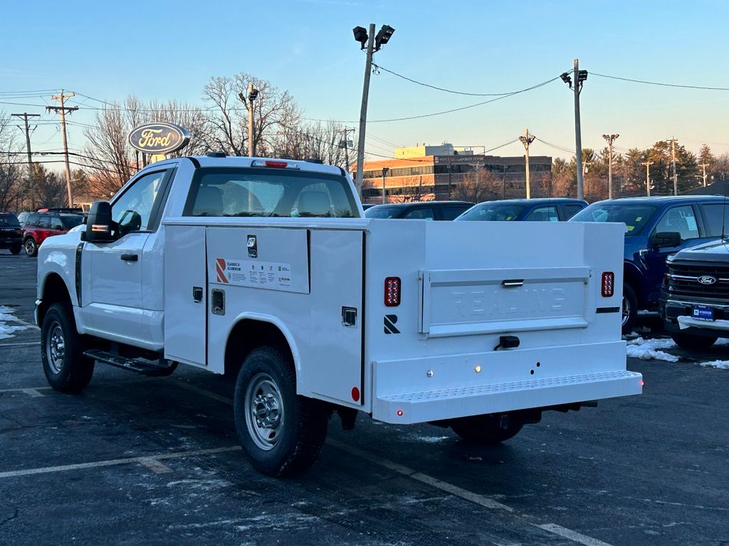 2024 Ford F-250 XL photo 3