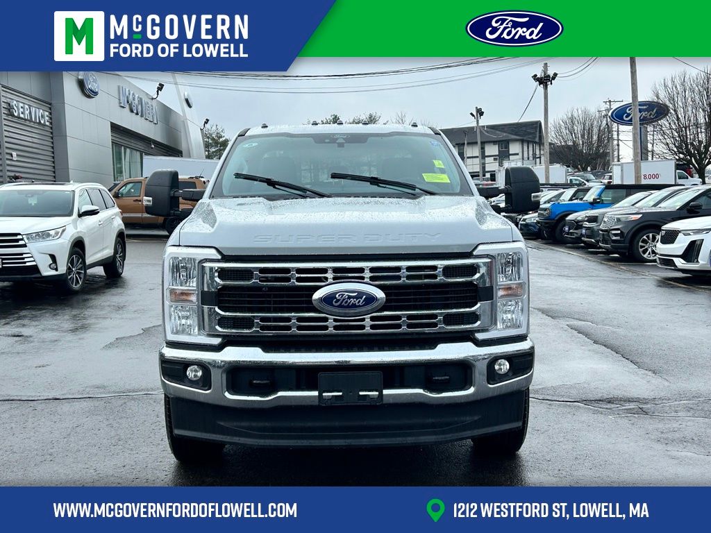 2025 Ford F-250 Super Duty XL's photo