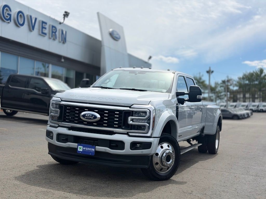 Used 2025 Ford F-450SD Platinum Truck