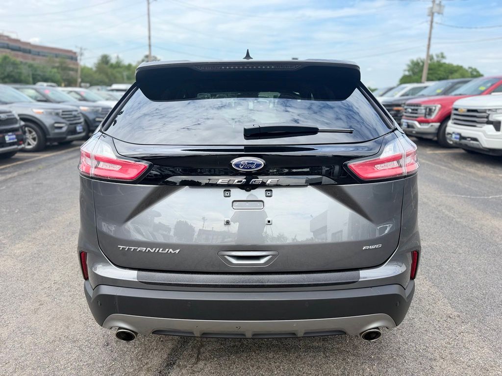 2023 Ford Edge Titanium - Photo 6
