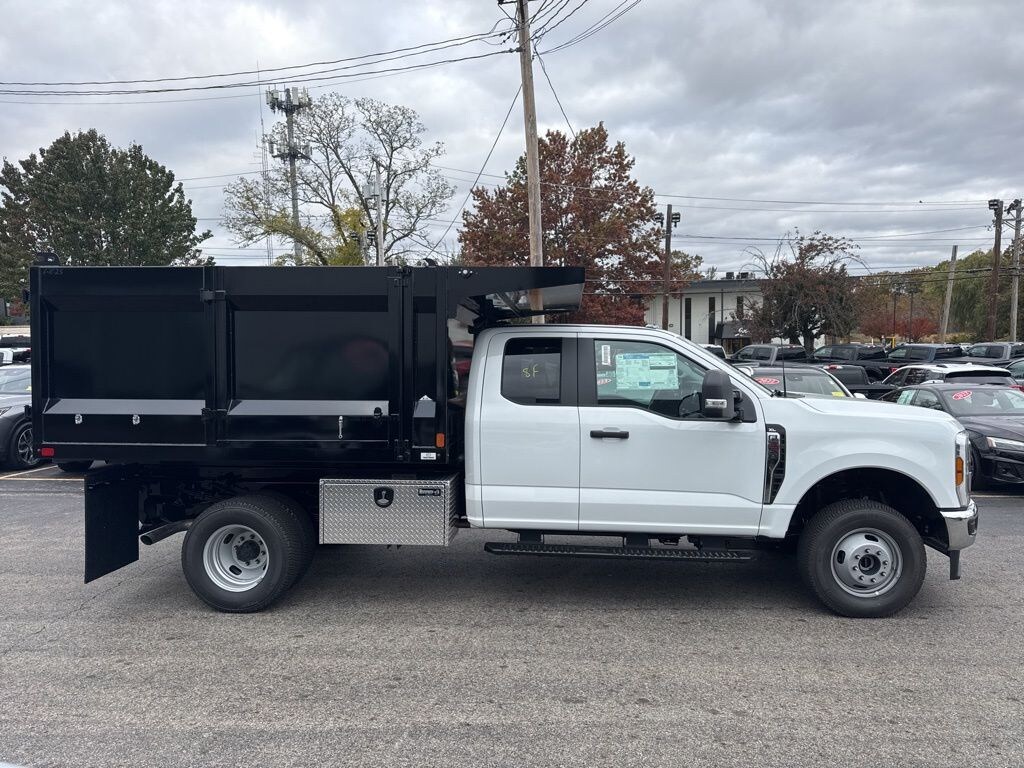New 2026 Ford F-350 XL Chassis