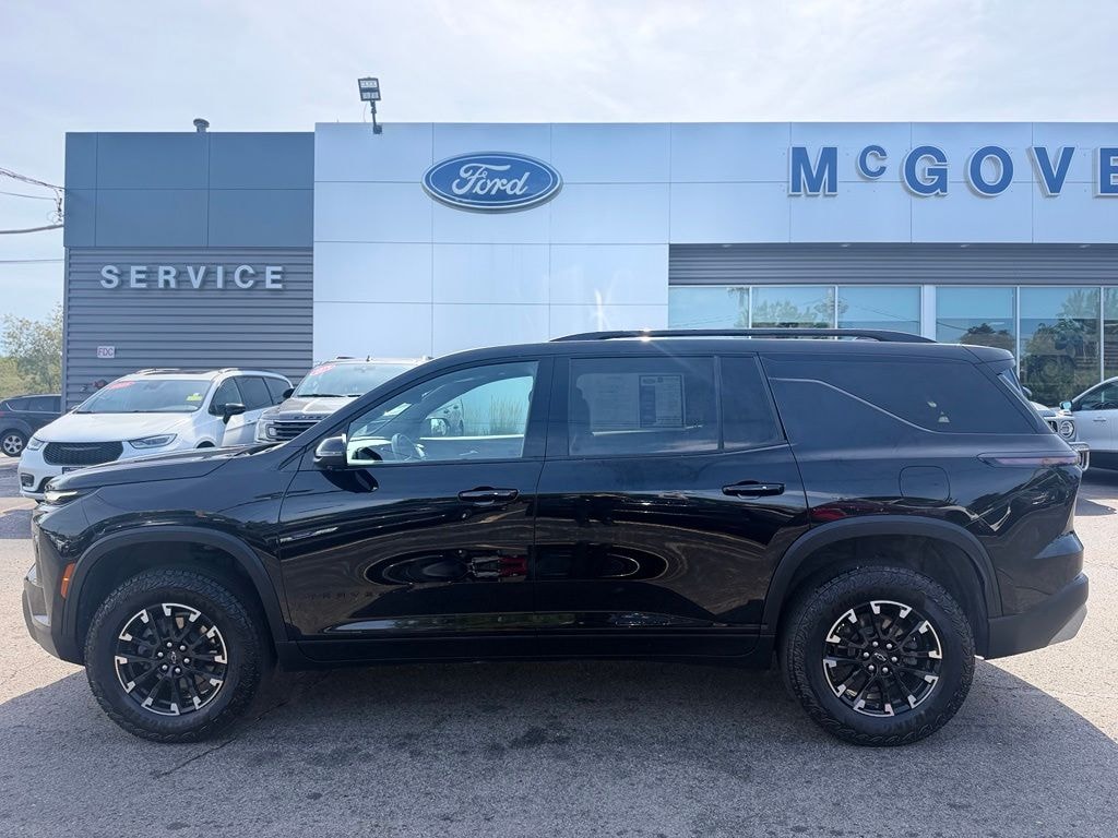 Used 2025 Chevrolet Traverse Z71 SUV