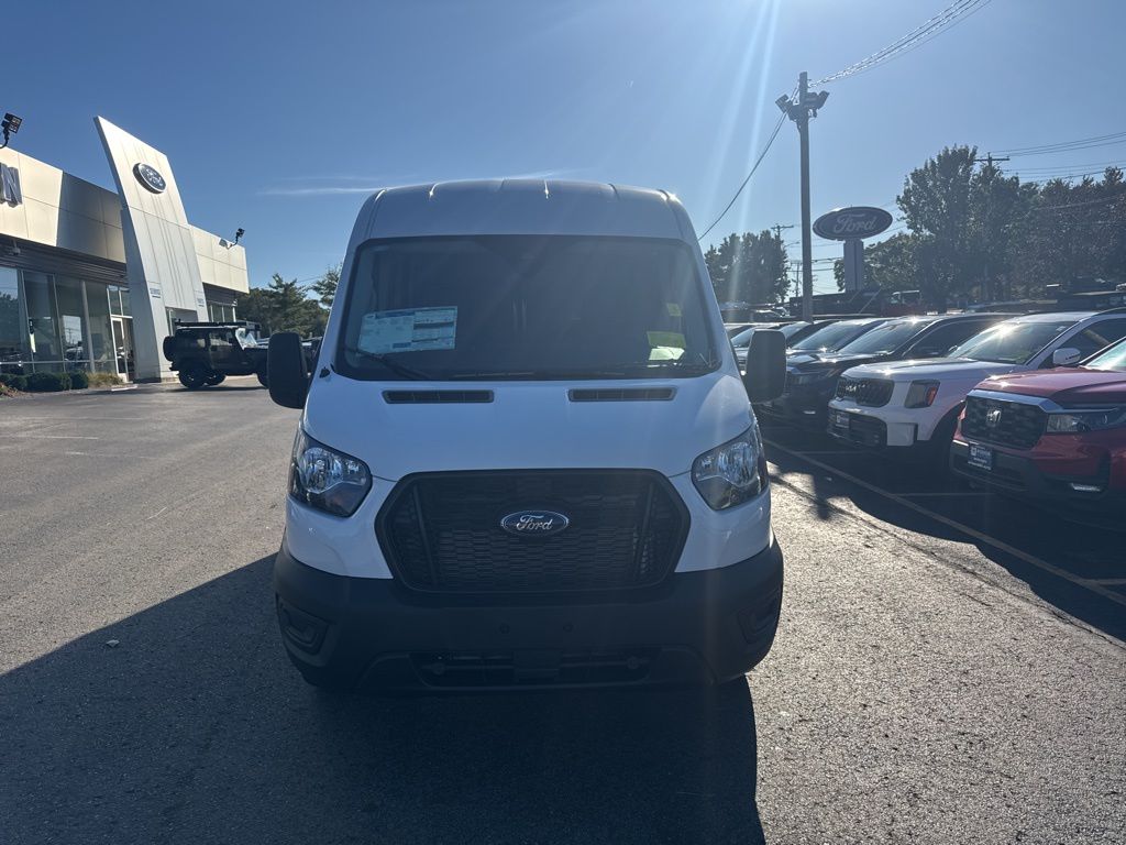 2025 Ford Transit photo 2