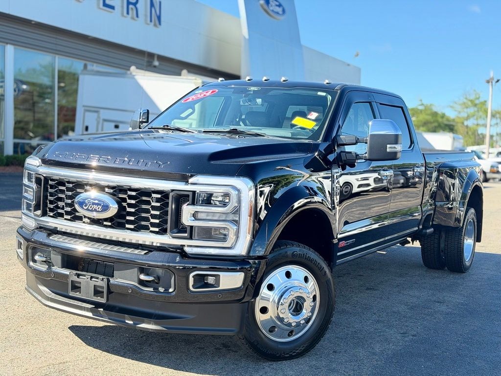 Used 2024 Ford F-450SD Limited Truck