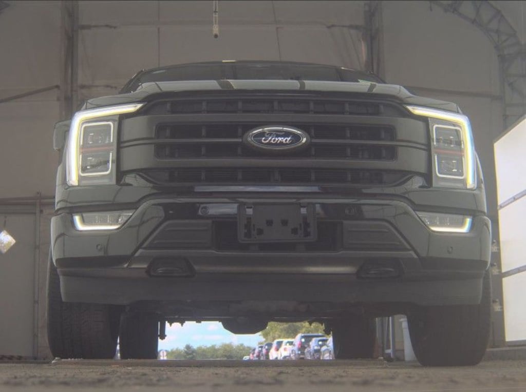 Used 2023 Ford F-150 Lariat Truck