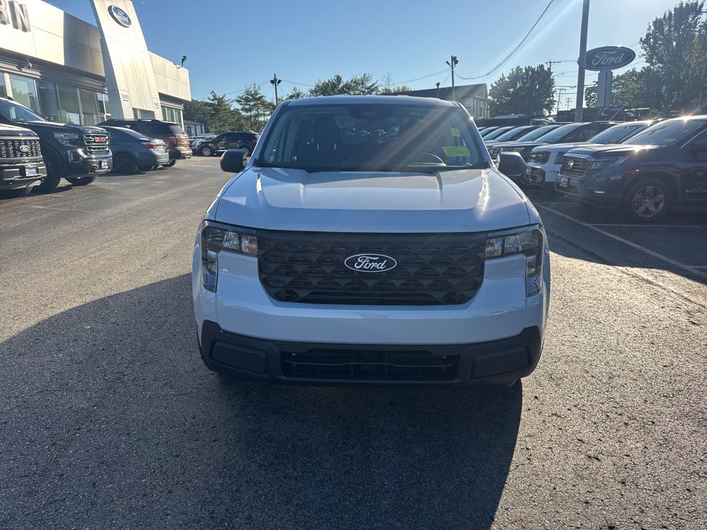 2025 Ford Maverick XL photo 2