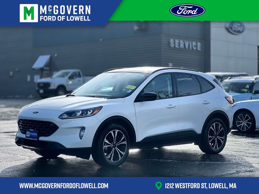 2022 Ford Escape SEL's photo