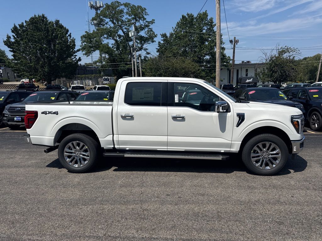 2025 Ford F-150 Lariat photo 4