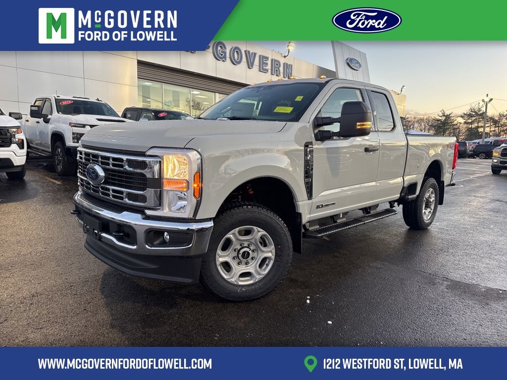 2026 Ford F-350 Super Duty XLT's photo