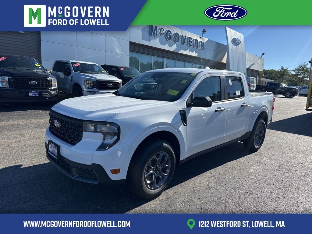 2025 Ford Maverick XLT's photo