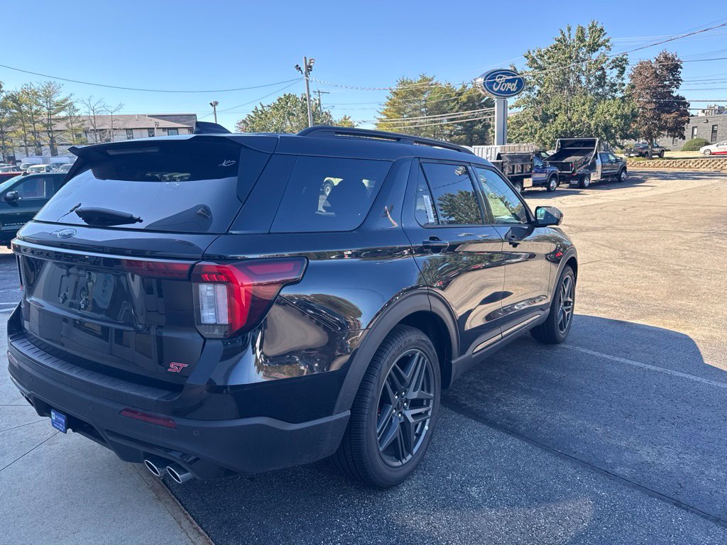 New 2026 Ford Explorer ST SUV
