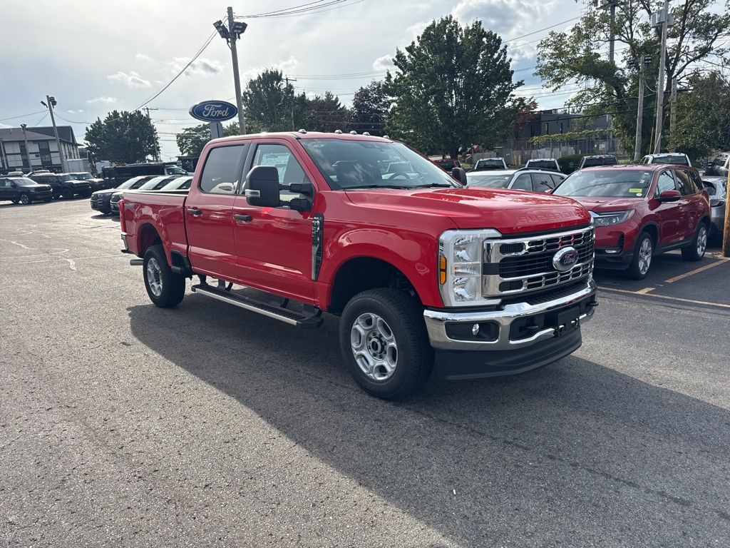 2026 Ford F-250 XLT photo 3