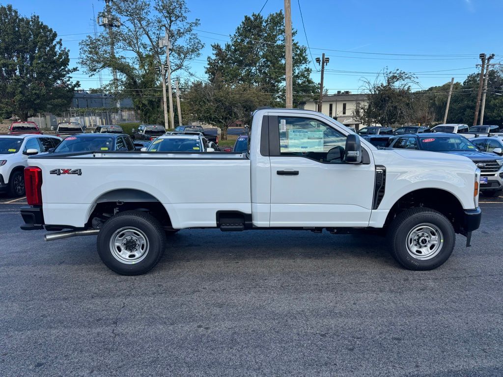 2026 Ford F-250 XL photo 4