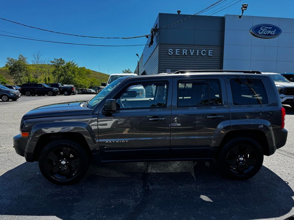 Used 2016 Jeep Patriot Latitude with VIN 1C4NJRFBXGD658993 for sale in Lowell, MA