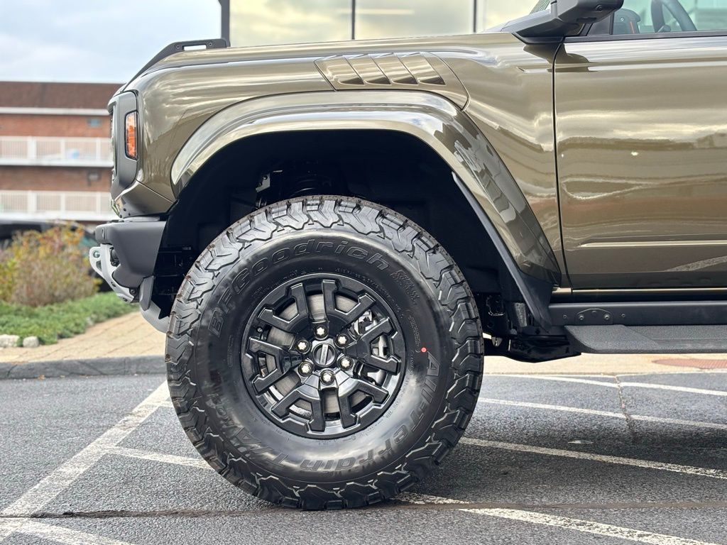 2025 Ford Bronco Raptor photo 3