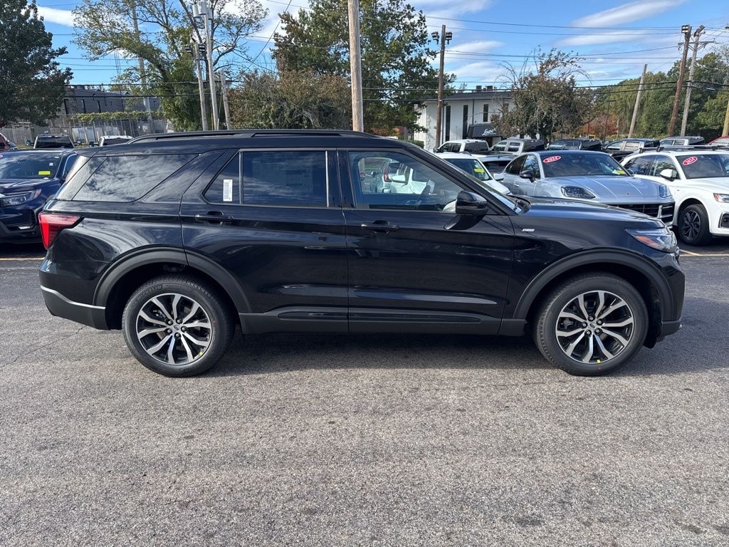 New 2026 Ford Explorer ST-Line SUV
