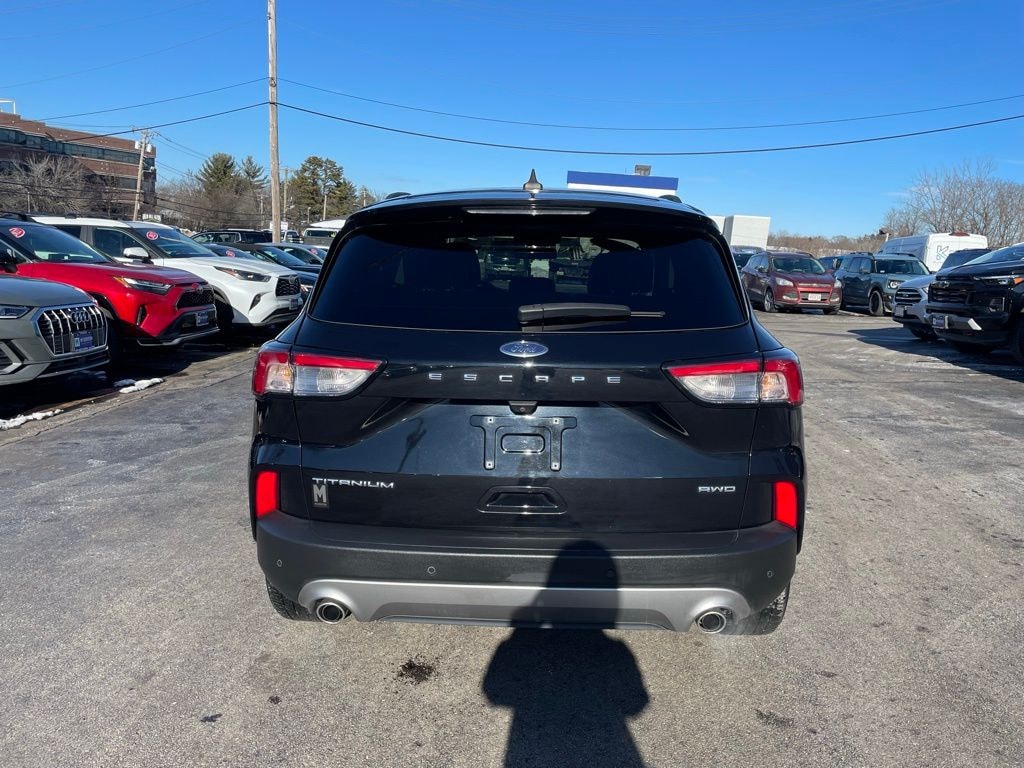 Used 2022 Ford Escape Titanium SUV