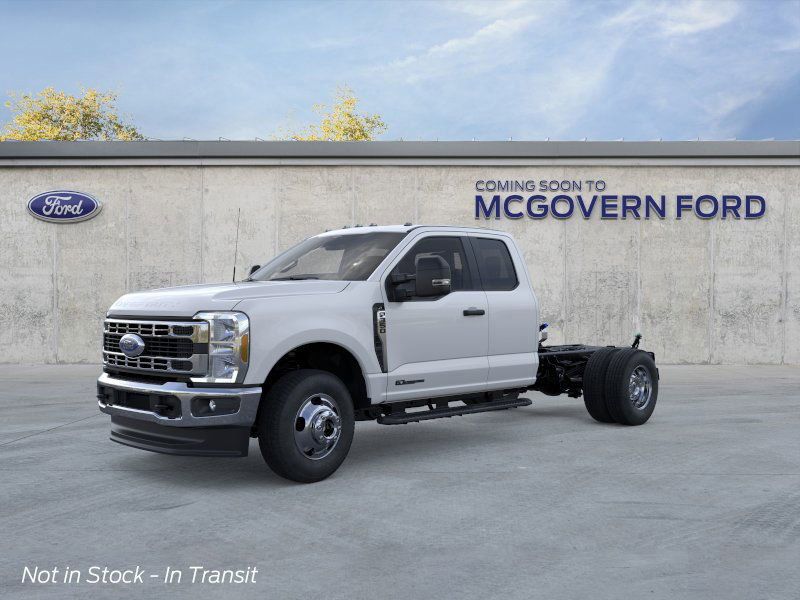 2026 Ford F-350 photo 2