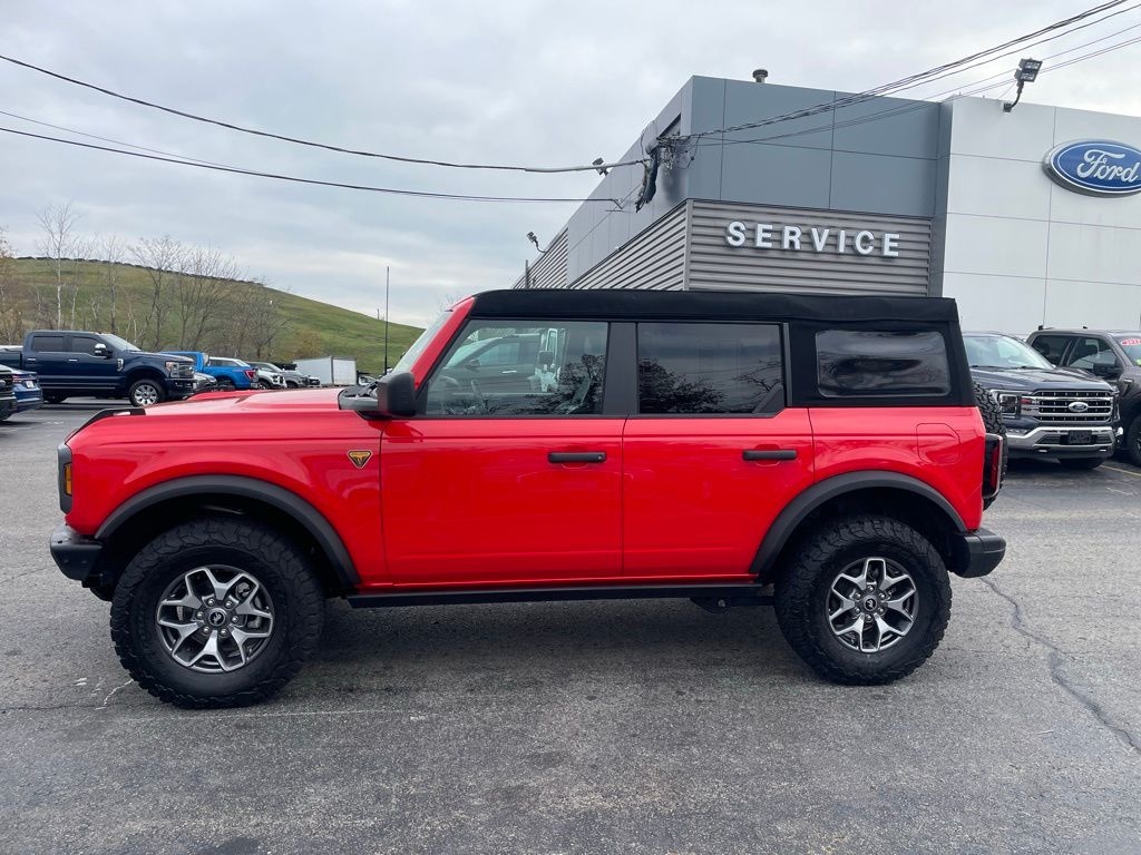 Used 2024 Ford Bronco Badlands SUV