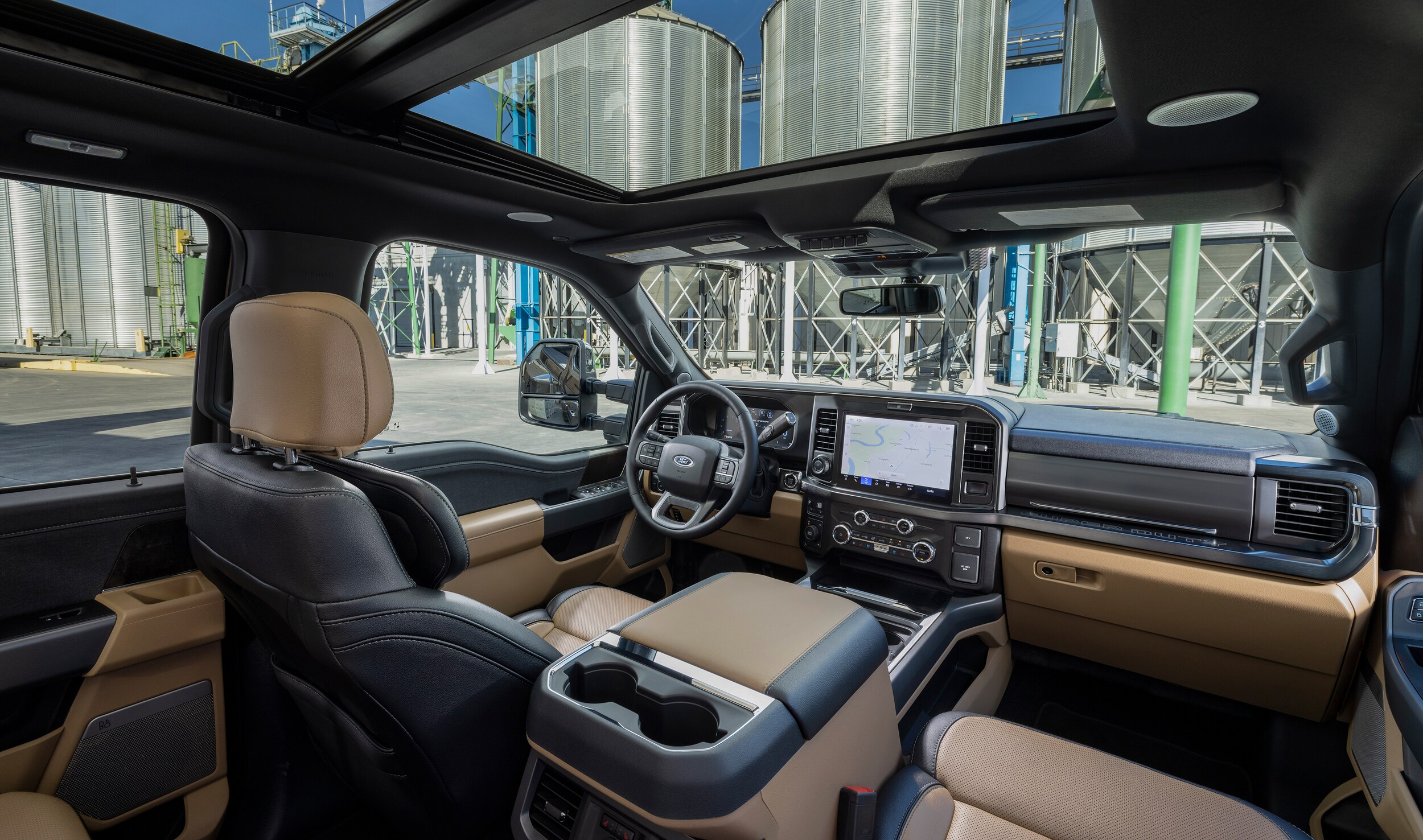 Ford F-350 interior and technology