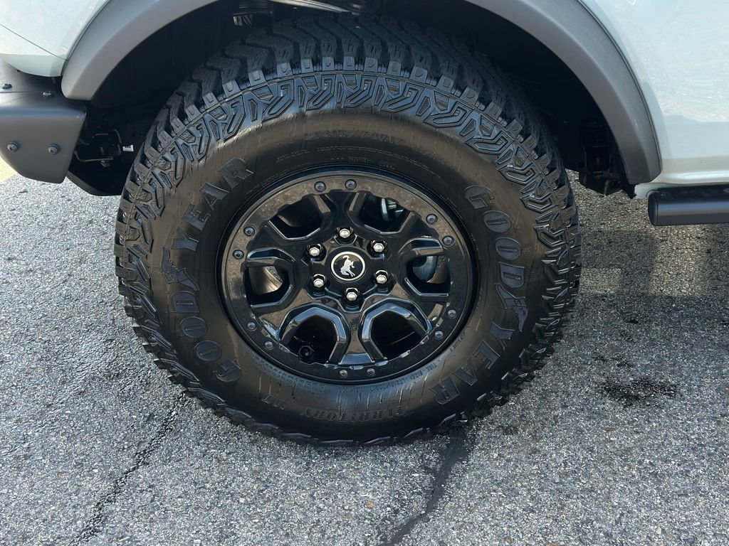 2024 Ford Bronco Wildtrak photo 3