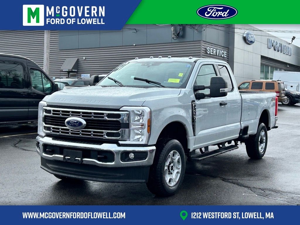 New 2025 Ford F-250SD XLT Truck