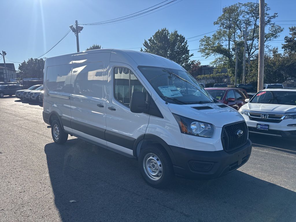 2025 Ford Transit photo 3