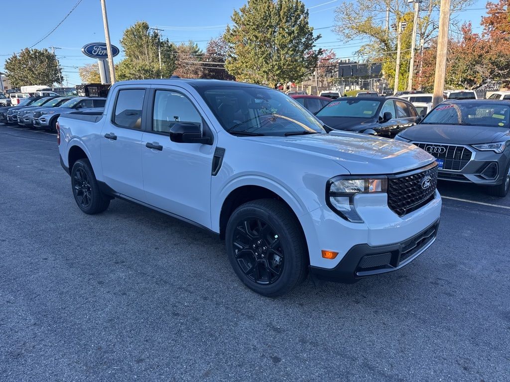 New 2025 Ford Maverick XLT Truck