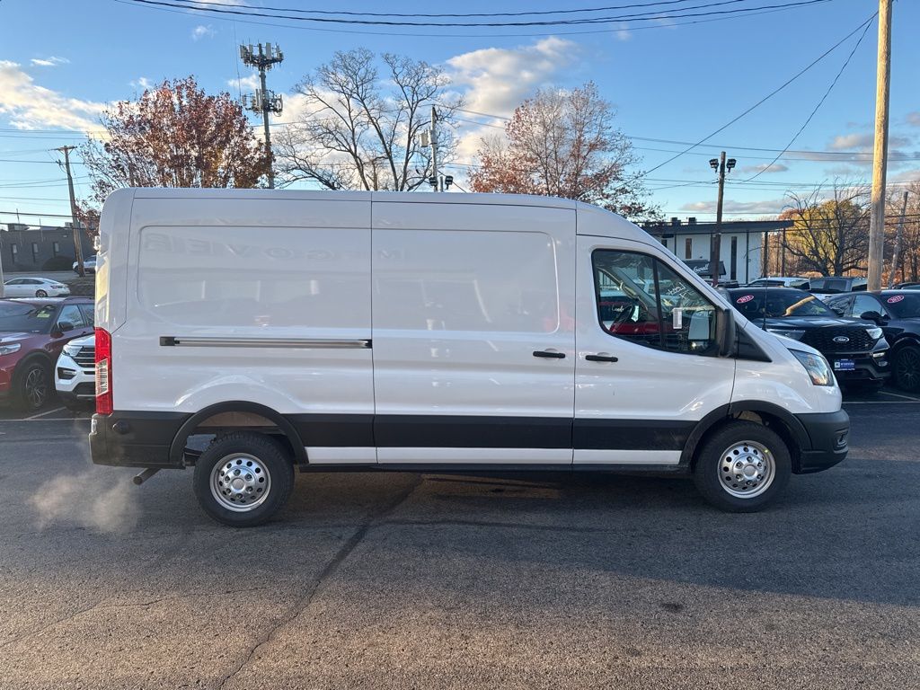 2026 Ford Transit photo 3