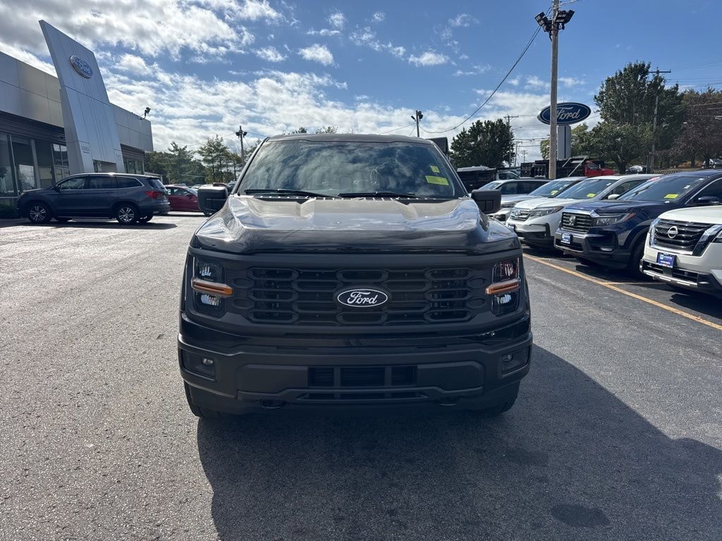 New 2025 Ford Maverick XLT Truck
