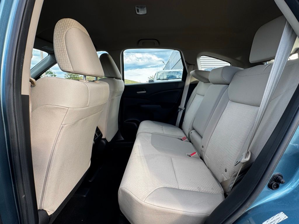 2015 Honda CR-V LX photo 2