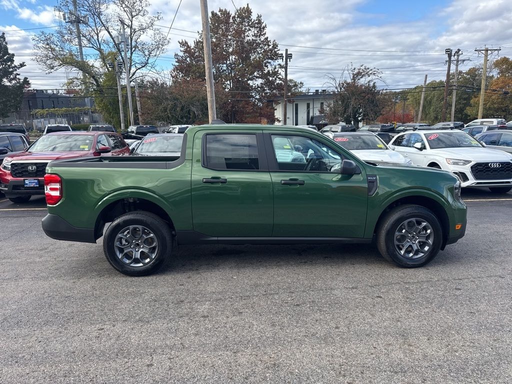 New 2025 Ford Maverick XLT Truck