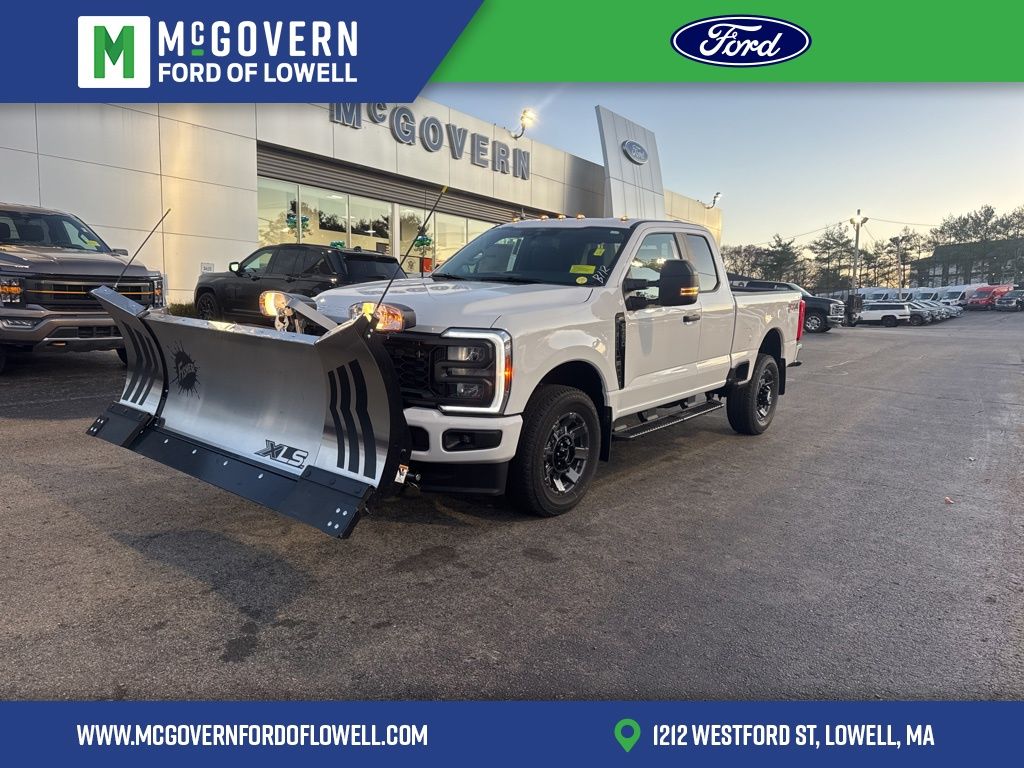 2026 Ford F-350 Super Duty XL's photo