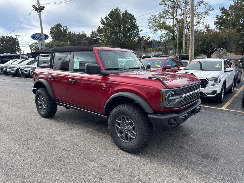 New 2025 Ford Bronco Badlands SUV