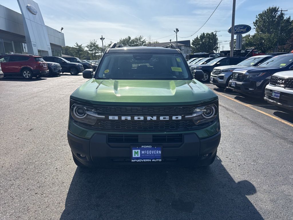 2025 Ford Bronco Sport Outer Banks photo 2