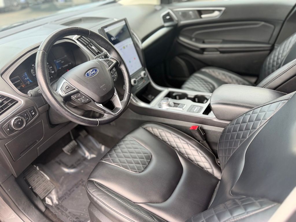 2023 Ford Edge Titanium - Photo 15