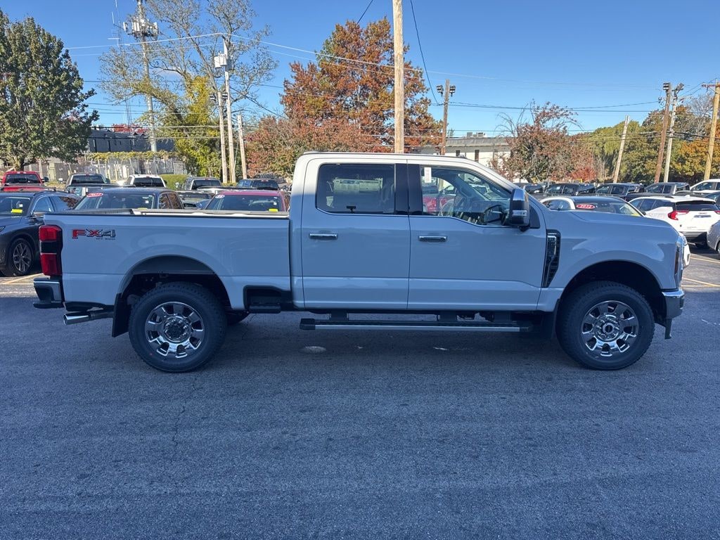 New 2026 Ford F-350 Lariat Truck