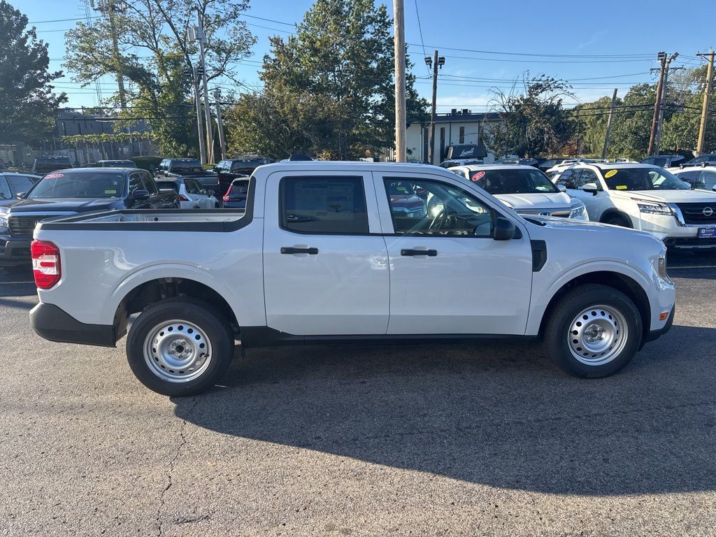 2025 Ford Maverick XL photo 4