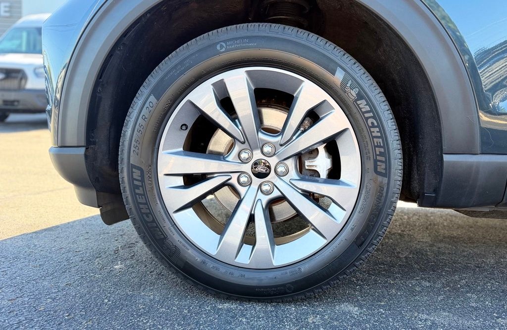 Used 2023 Ford Explorer XLT SUV